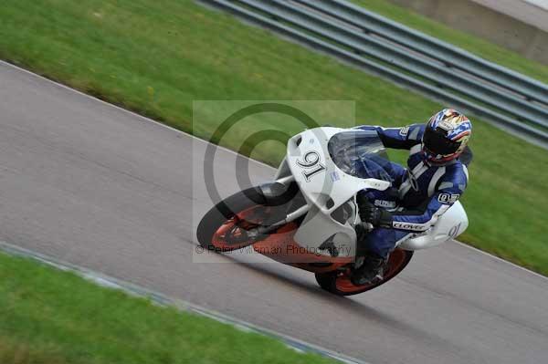 Motorcycle action photographs;Rockingham;Rockingham photographs;event digital images;eventdigitalimages;no limits trackday;peter wileman photography;rockingham corby northamptonshire;trackday;trackday digital images;trackday photos