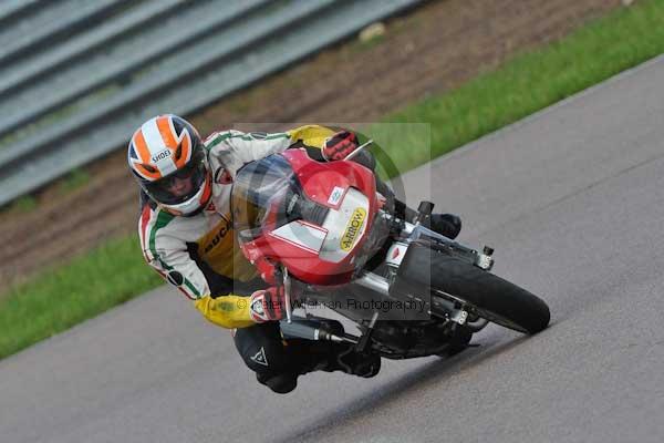 Motorcycle action photographs;Rockingham;Rockingham photographs;event digital images;eventdigitalimages;no limits trackday;peter wileman photography;rockingham corby northamptonshire;trackday;trackday digital images;trackday photos