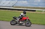 Motorcycle-action-photographs;Rockingham;Rockingham-photographs;event-digital-images;eventdigitalimages;no-limits-trackday;peter-wileman-photography;rockingham-corby-northamptonshire;trackday;trackday-digital-images;trackday-photos