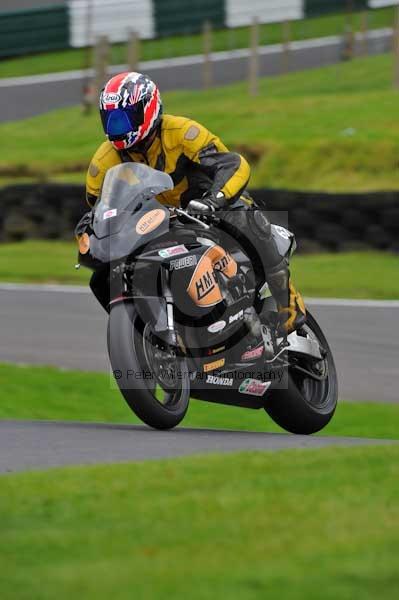 Motorcycle action photographs;cadwell;cadwell park photographs;event digital images;eventdigitalimages;motor racing louth lincolnshire;no limits trackday;peter wileman photography;trackday;trackday digital images;trackday photos