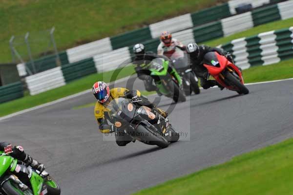 Motorcycle action photographs;cadwell;cadwell park photographs;event digital images;eventdigitalimages;motor racing louth lincolnshire;no limits trackday;peter wileman photography;trackday;trackday digital images;trackday photos