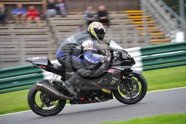 Motorcycle action photographs;cadwell;cadwell park photographs;event digital images;eventdigitalimages;motor racing louth lincolnshire;no limits trackday;peter wileman photography;trackday;trackday digital images;trackday photos