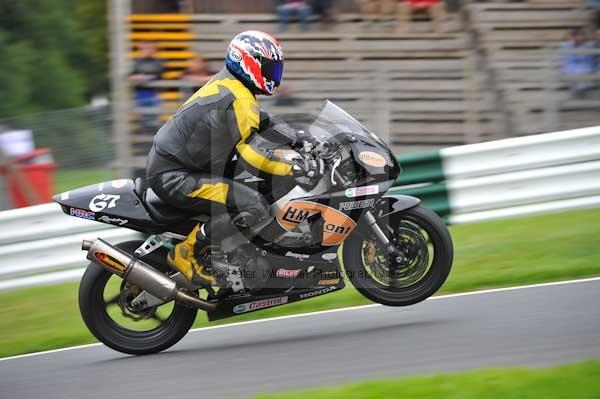 Motorcycle action photographs;cadwell;cadwell park photographs;event digital images;eventdigitalimages;motor racing louth lincolnshire;no limits trackday;peter wileman photography;trackday;trackday digital images;trackday photos