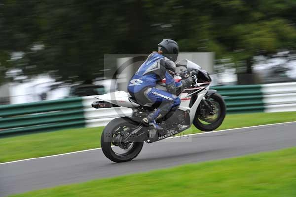 Motorcycle action photographs;cadwell;cadwell park photographs;event digital images;eventdigitalimages;motor racing louth lincolnshire;no limits trackday;peter wileman photography;trackday;trackday digital images;trackday photos