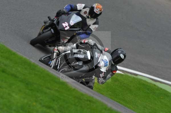 Motorcycle action photographs;cadwell;cadwell park photographs;event digital images;eventdigitalimages;motor racing louth lincolnshire;no limits trackday;peter wileman photography;trackday;trackday digital images;trackday photos