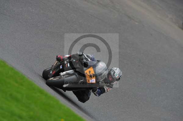 Motorcycle action photographs;cadwell;cadwell park photographs;event digital images;eventdigitalimages;motor racing louth lincolnshire;no limits trackday;peter wileman photography;trackday;trackday digital images;trackday photos