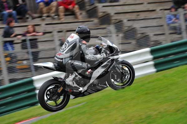 Motorcycle action photographs;cadwell;cadwell park photographs;event digital images;eventdigitalimages;motor racing louth lincolnshire;no limits trackday;peter wileman photography;trackday;trackday digital images;trackday photos