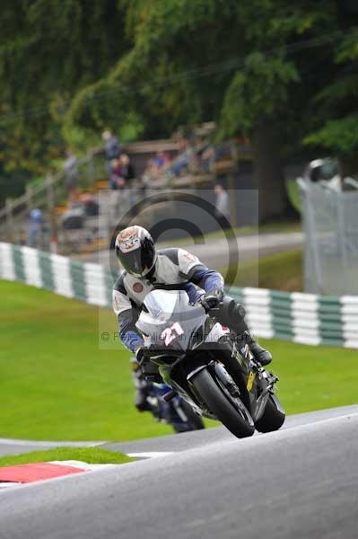 Motorcycle action photographs;cadwell;cadwell park photographs;event digital images;eventdigitalimages;motor racing louth lincolnshire;no limits trackday;peter wileman photography;trackday;trackday digital images;trackday photos