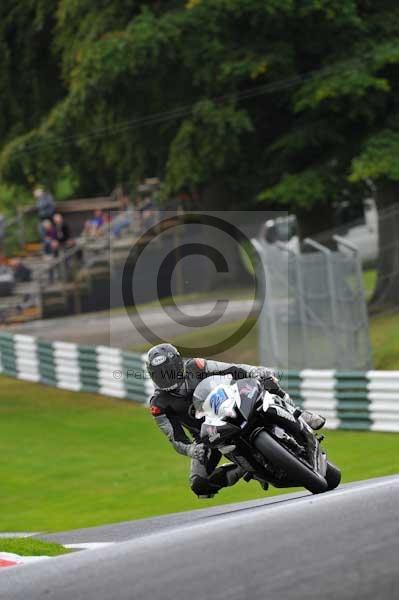 Motorcycle action photographs;cadwell;cadwell park photographs;event digital images;eventdigitalimages;motor racing louth lincolnshire;no limits trackday;peter wileman photography;trackday;trackday digital images;trackday photos