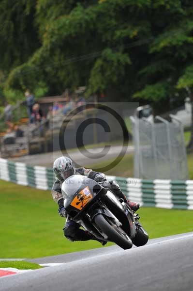 Motorcycle action photographs;cadwell;cadwell park photographs;event digital images;eventdigitalimages;motor racing louth lincolnshire;no limits trackday;peter wileman photography;trackday;trackday digital images;trackday photos