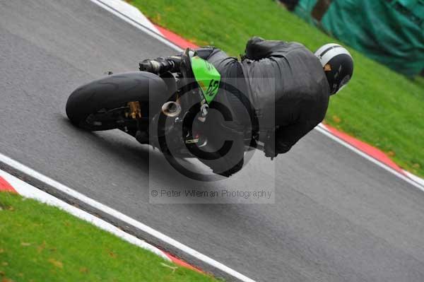 Motorcycle action photographs;cadwell;cadwell park photographs;event digital images;eventdigitalimages;motor racing louth lincolnshire;no limits trackday;peter wileman photography;trackday;trackday digital images;trackday photos