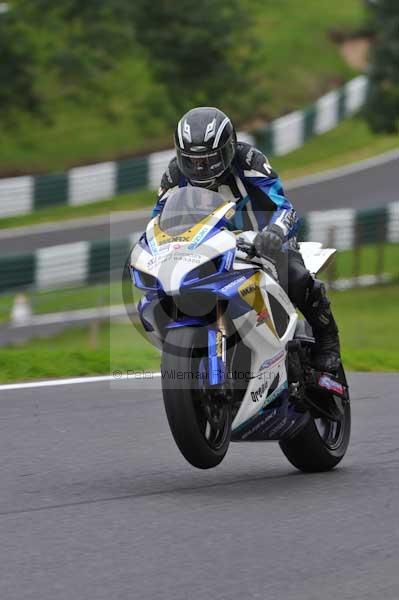 Motorcycle action photographs;cadwell;cadwell park photographs;event digital images;eventdigitalimages;motor racing louth lincolnshire;no limits trackday;peter wileman photography;trackday;trackday digital images;trackday photos