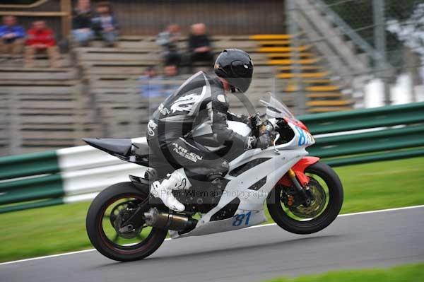 Motorcycle action photographs;cadwell;cadwell park photographs;event digital images;eventdigitalimages;motor racing louth lincolnshire;no limits trackday;peter wileman photography;trackday;trackday digital images;trackday photos