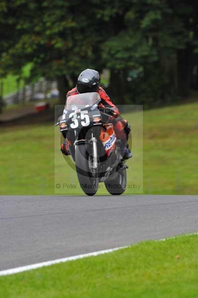 Motorcycle action photographs;cadwell;cadwell park photographs;event digital images;eventdigitalimages;motor racing louth lincolnshire;no limits trackday;peter wileman photography;trackday;trackday digital images;trackday photos