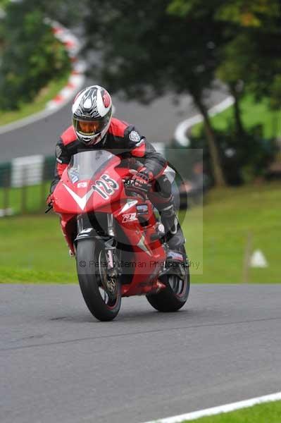 Motorcycle action photographs;cadwell;cadwell park photographs;event digital images;eventdigitalimages;motor racing louth lincolnshire;no limits trackday;peter wileman photography;trackday;trackday digital images;trackday photos