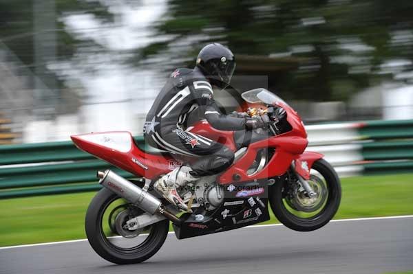 Motorcycle action photographs;cadwell;cadwell park photographs;event digital images;eventdigitalimages;motor racing louth lincolnshire;no limits trackday;peter wileman photography;trackday;trackday digital images;trackday photos