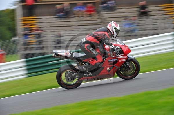 Motorcycle action photographs;cadwell;cadwell park photographs;event digital images;eventdigitalimages;motor racing louth lincolnshire;no limits trackday;peter wileman photography;trackday;trackday digital images;trackday photos