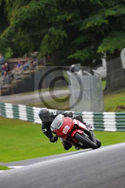 Motorcycle action photographs;cadwell;cadwell park photographs;event digital images;eventdigitalimages;motor racing louth lincolnshire;no limits trackday;peter wileman photography;trackday;trackday digital images;trackday photos