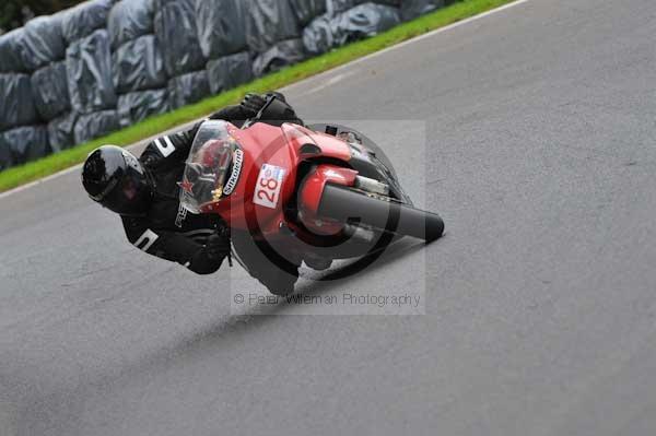 Motorcycle action photographs;cadwell;cadwell park photographs;event digital images;eventdigitalimages;motor racing louth lincolnshire;no limits trackday;peter wileman photography;trackday;trackday digital images;trackday photos