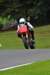 Motorcycle-action-photographs;cadwell;cadwell-park-photographs;event-digital-images;eventdigitalimages;motor-racing-louth-lincolnshire;no-limits-trackday;peter-wileman-photography;trackday;trackday-digital-images;trackday-photos