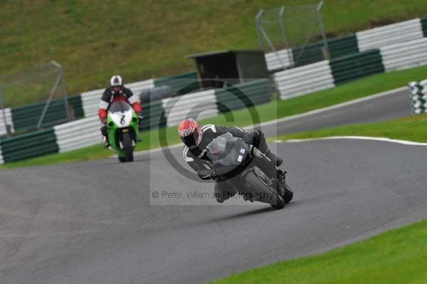 Motorcycle action photographs;cadwell;cadwell park photographs;event digital images;eventdigitalimages;motor racing louth lincolnshire;no limits trackday;peter wileman photography;trackday;trackday digital images;trackday photos