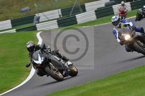 Motorcycle action photographs;cadwell;cadwell park photographs;event digital images;eventdigitalimages;motor racing louth lincolnshire;no limits trackday;peter wileman photography;trackday;trackday digital images;trackday photos