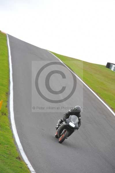 Motorcycle action photographs;cadwell;cadwell park photographs;event digital images;eventdigitalimages;motor racing louth lincolnshire;no limits trackday;peter wileman photography;trackday;trackday digital images;trackday photos