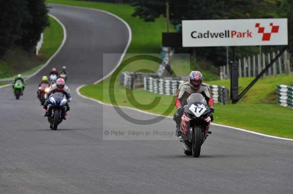 Motorcycle action photographs;cadwell;cadwell park photographs;event digital images;eventdigitalimages;motor racing louth lincolnshire;no limits trackday;peter wileman photography;trackday;trackday digital images;trackday photos