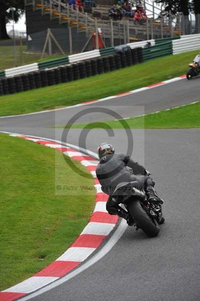 Motorcycle action photographs;cadwell;cadwell park photographs;event digital images;eventdigitalimages;motor racing louth lincolnshire;no limits trackday;peter wileman photography;trackday;trackday digital images;trackday photos