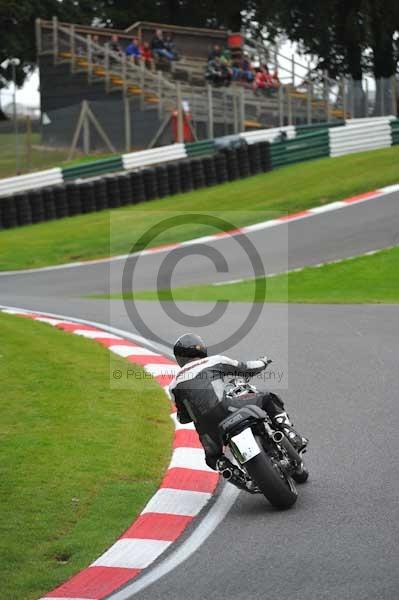 Motorcycle action photographs;cadwell;cadwell park photographs;event digital images;eventdigitalimages;motor racing louth lincolnshire;no limits trackday;peter wileman photography;trackday;trackday digital images;trackday photos