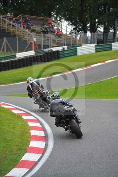 Motorcycle action photographs;cadwell;cadwell park photographs;event digital images;eventdigitalimages;motor racing louth lincolnshire;no limits trackday;peter wileman photography;trackday;trackday digital images;trackday photos