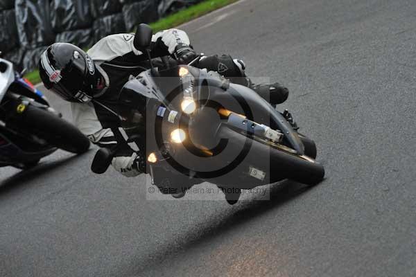 Motorcycle action photographs;cadwell;cadwell park photographs;event digital images;eventdigitalimages;motor racing louth lincolnshire;no limits trackday;peter wileman photography;trackday;trackday digital images;trackday photos