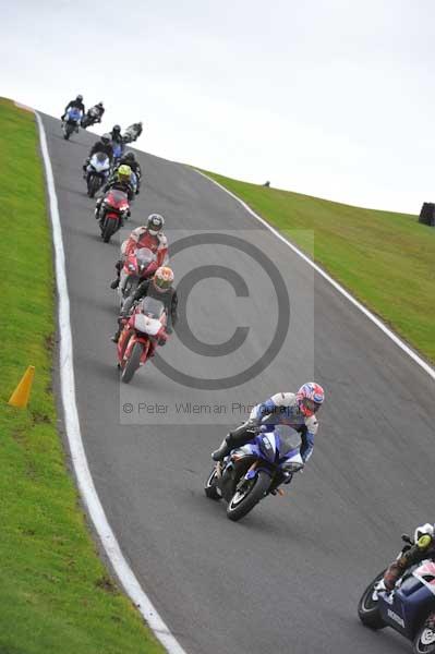 Motorcycle action photographs;cadwell;cadwell park photographs;event digital images;eventdigitalimages;motor racing louth lincolnshire;no limits trackday;peter wileman photography;trackday;trackday digital images;trackday photos