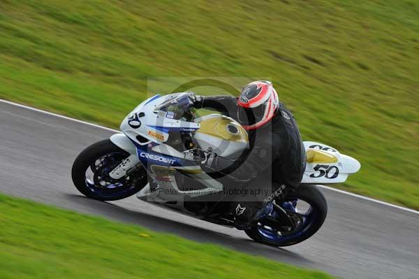 Motorcycle action photographs;cadwell;cadwell park photographs;event digital images;eventdigitalimages;motor racing louth lincolnshire;no limits trackday;peter wileman photography;trackday;trackday digital images;trackday photos