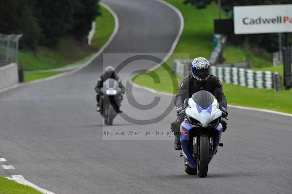 Motorcycle action photographs;cadwell;cadwell park photographs;event digital images;eventdigitalimages;motor racing louth lincolnshire;no limits trackday;peter wileman photography;trackday;trackday digital images;trackday photos