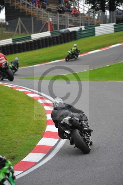 Motorcycle action photographs;cadwell;cadwell park photographs;event digital images;eventdigitalimages;motor racing louth lincolnshire;no limits trackday;peter wileman photography;trackday;trackday digital images;trackday photos