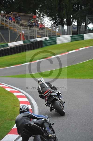 Motorcycle action photographs;cadwell;cadwell park photographs;event digital images;eventdigitalimages;motor racing louth lincolnshire;no limits trackday;peter wileman photography;trackday;trackday digital images;trackday photos