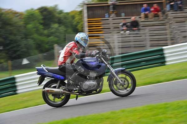 Motorcycle action photographs;cadwell;cadwell park photographs;event digital images;eventdigitalimages;motor racing louth lincolnshire;no limits trackday;peter wileman photography;trackday;trackday digital images;trackday photos