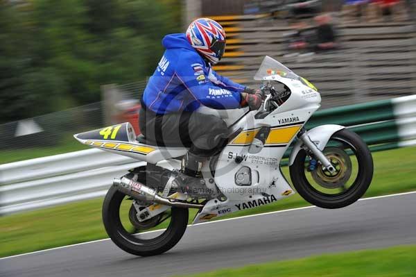 Motorcycle action photographs;cadwell;cadwell park photographs;event digital images;eventdigitalimages;motor racing louth lincolnshire;no limits trackday;peter wileman photography;trackday;trackday digital images;trackday photos