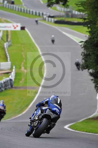 Motorcycle action photographs;cadwell;cadwell park photographs;event digital images;eventdigitalimages;motor racing louth lincolnshire;no limits trackday;peter wileman photography;trackday;trackday digital images;trackday photos