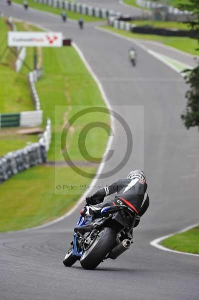 Motorcycle action photographs;cadwell;cadwell park photographs;event digital images;eventdigitalimages;motor racing louth lincolnshire;no limits trackday;peter wileman photography;trackday;trackday digital images;trackday photos