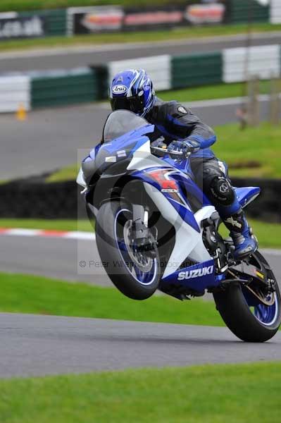 Motorcycle action photographs;cadwell;cadwell park photographs;event digital images;eventdigitalimages;motor racing louth lincolnshire;no limits trackday;peter wileman photography;trackday;trackday digital images;trackday photos