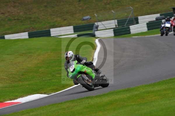 Motorcycle action photographs;cadwell;cadwell park photographs;event digital images;eventdigitalimages;motor racing louth lincolnshire;no limits trackday;peter wileman photography;trackday;trackday digital images;trackday photos