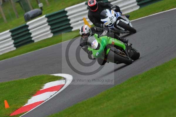 Motorcycle action photographs;cadwell;cadwell park photographs;event digital images;eventdigitalimages;motor racing louth lincolnshire;no limits trackday;peter wileman photography;trackday;trackday digital images;trackday photos