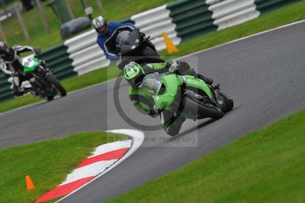 Motorcycle action photographs;cadwell;cadwell park photographs;event digital images;eventdigitalimages;motor racing louth lincolnshire;no limits trackday;peter wileman photography;trackday;trackday digital images;trackday photos