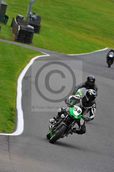 Motorcycle action photographs;cadwell;cadwell park photographs;event digital images;eventdigitalimages;motor racing louth lincolnshire;no limits trackday;peter wileman photography;trackday;trackday digital images;trackday photos