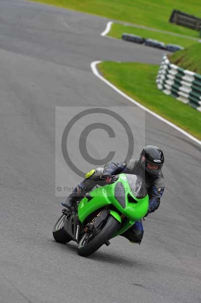 Motorcycle action photographs;cadwell;cadwell park photographs;event digital images;eventdigitalimages;motor racing louth lincolnshire;no limits trackday;peter wileman photography;trackday;trackday digital images;trackday photos