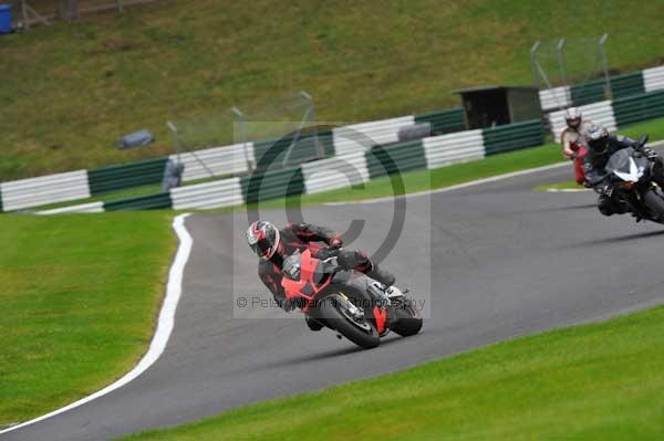 Motorcycle action photographs;cadwell;cadwell park photographs;event digital images;eventdigitalimages;motor racing louth lincolnshire;no limits trackday;peter wileman photography;trackday;trackday digital images;trackday photos