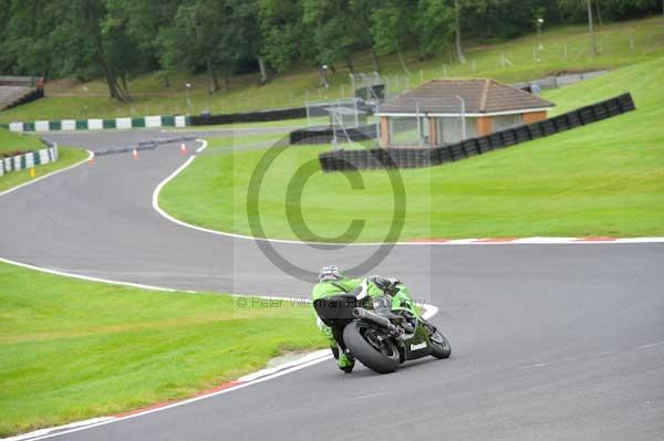 Motorcycle action photographs;cadwell;cadwell park photographs;event digital images;eventdigitalimages;motor racing louth lincolnshire;no limits trackday;peter wileman photography;trackday;trackday digital images;trackday photos