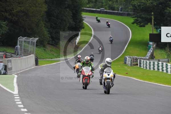 Motorcycle action photographs;cadwell;cadwell park photographs;event digital images;eventdigitalimages;motor racing louth lincolnshire;no limits trackday;peter wileman photography;trackday;trackday digital images;trackday photos